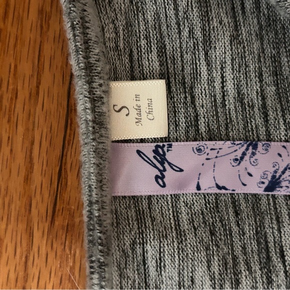 Francesca's Collections Gray Dress - Picture 2 of 3